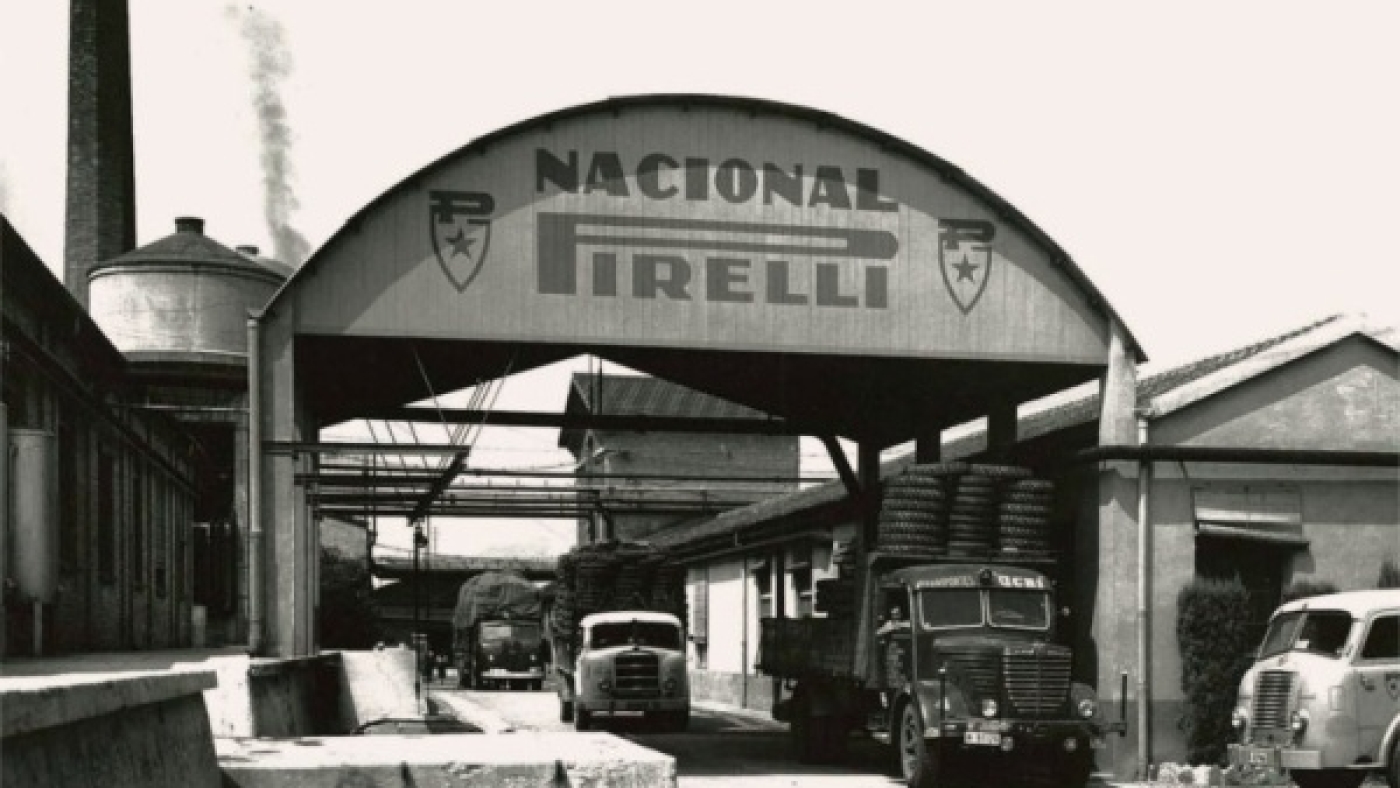 Visites-a-la-Fabrica-Pirelli-600x458